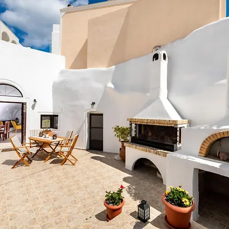 Holiday home Iridanos Cave House Megalochori (Santorini)