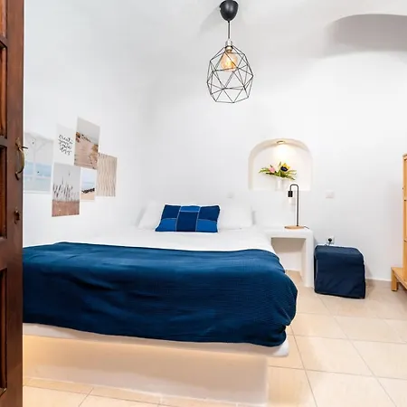 Holiday home Iridanos Cave House